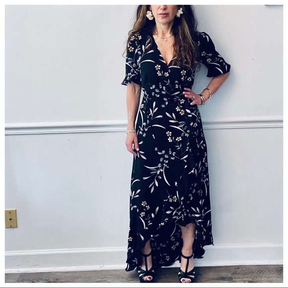 Fabulous Beautiful Print wrap dress - Picture 7 of 7